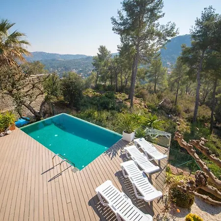 Villa Catalunya Casas Infinity Pool And Views 20min To Barcelona